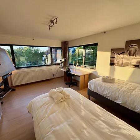 3br With Big Garden, Ping-pong, Cinema, Bath *