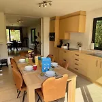 3br With Big Garden, Ping-pong, Cinema, Bath בית נופש גנט