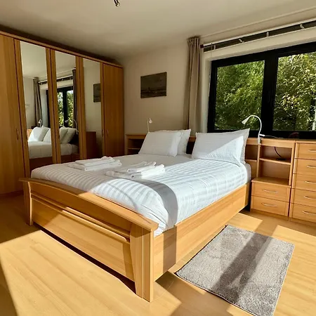 Feriehus 3br With Big Garden, Ping-pong, Cinema, Bath Gent