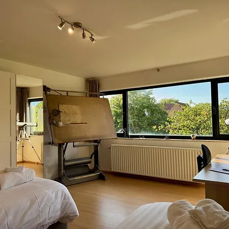 3br With Big Garden, Ping-pong, Cinema, Bath * גנט