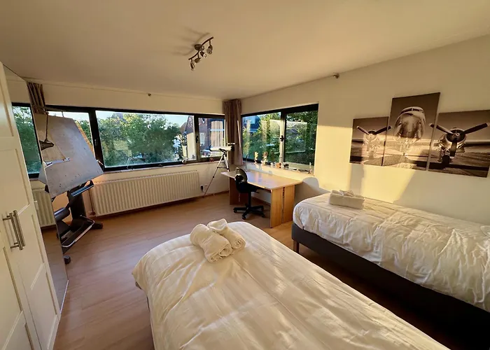 3br With Big Garden, Ping-pong, Cinema, Bath *