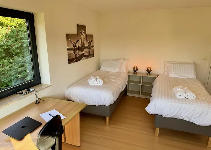 3br With Big Garden, Ping-pong, Cinema, Bath