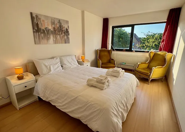 3br With Big Garden, Ping-pong, Cinema, Bath