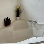 3br With Big Garden, Ping-pong, Cinema, Bath Hébergement de vacances